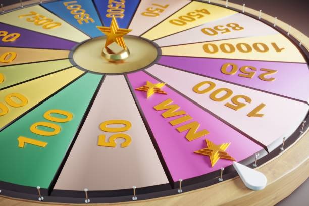Fortune Mouse slot game interface on mobile phone showing reel layout